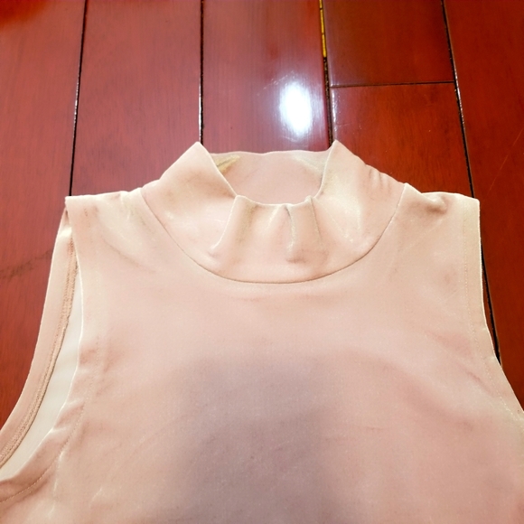 J Crew Sleeveless Pink Velvet Turtleneck Top - Picture 2 of 7